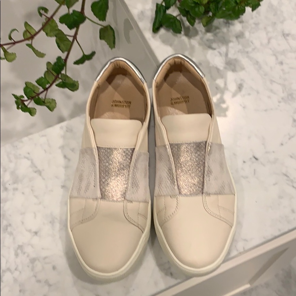 Gorgeous leather slip-on sneakers!!!  NWOT